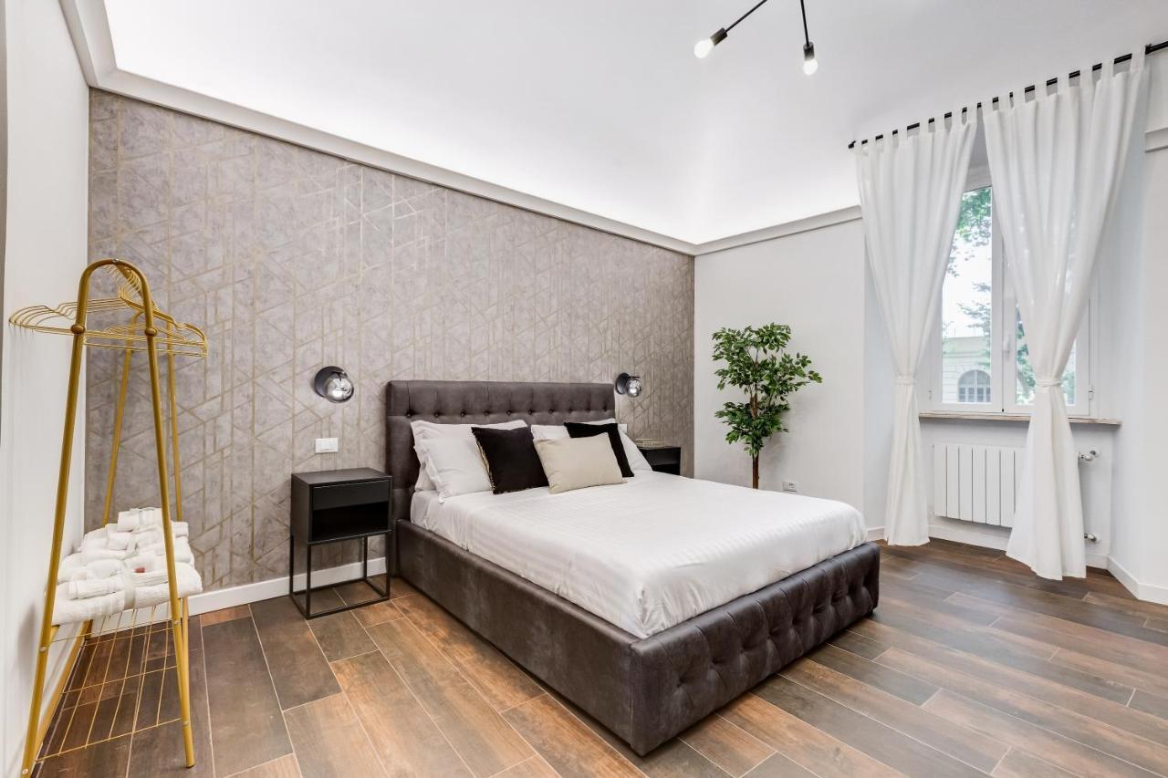 Bdc - The Boss: Stunning 2-Bdr Apartment @Termini Рим Екстер'єр фото