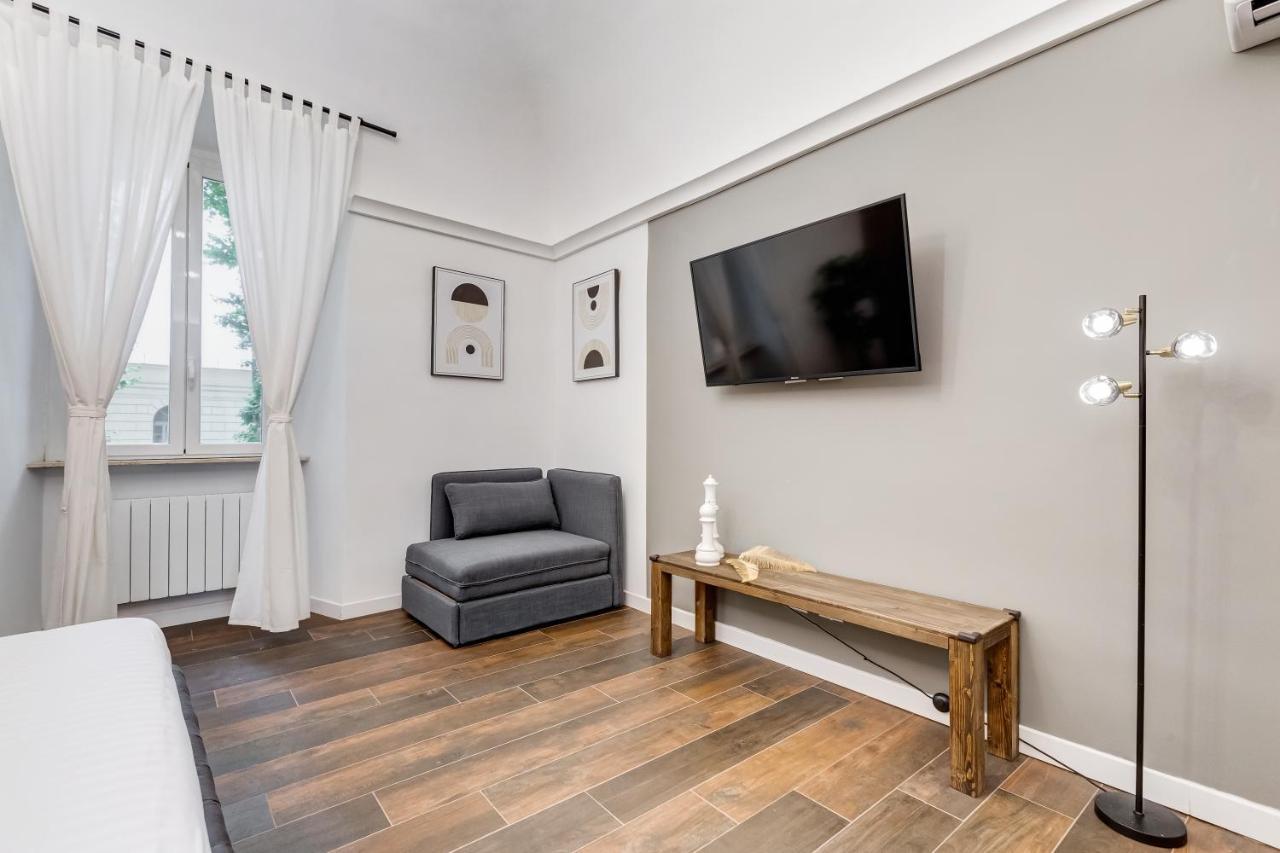Bdc - The Boss: Stunning 2-Bdr Apartment @Termini Рим Екстер'єр фото